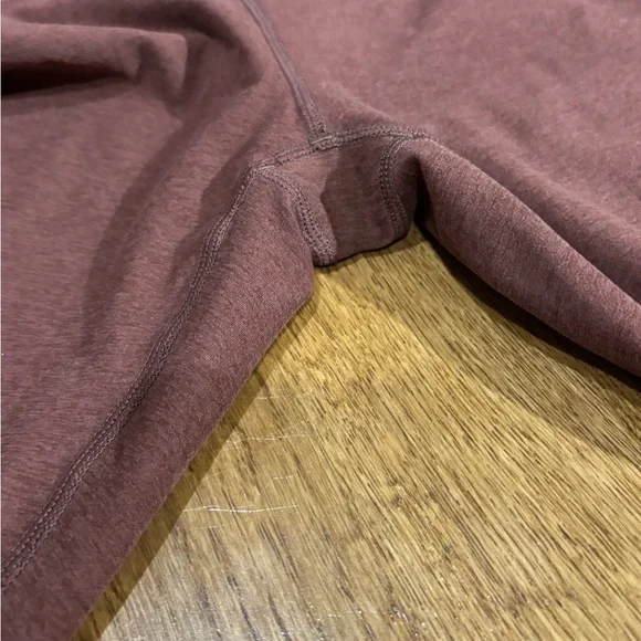 Vuori High-Rise The Rise The Shine Leggings Sz Sm Rust and Black Heathered Camo - Picture 5 of 12